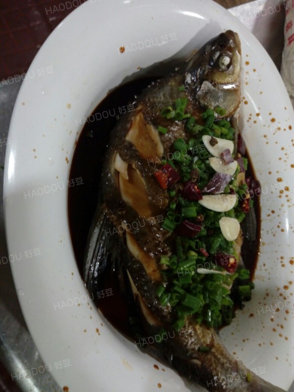 葱油鳊鱼