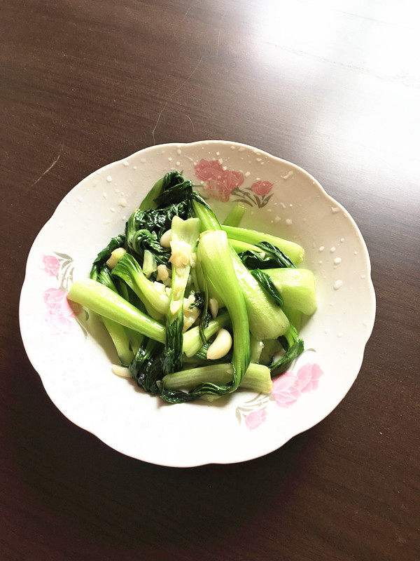 蒜香上海青