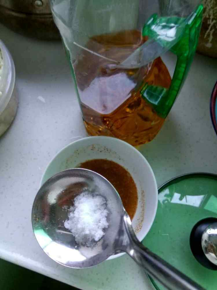 鹌鹑蛋杂菇煲