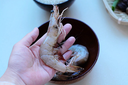 香菇对虾油饭