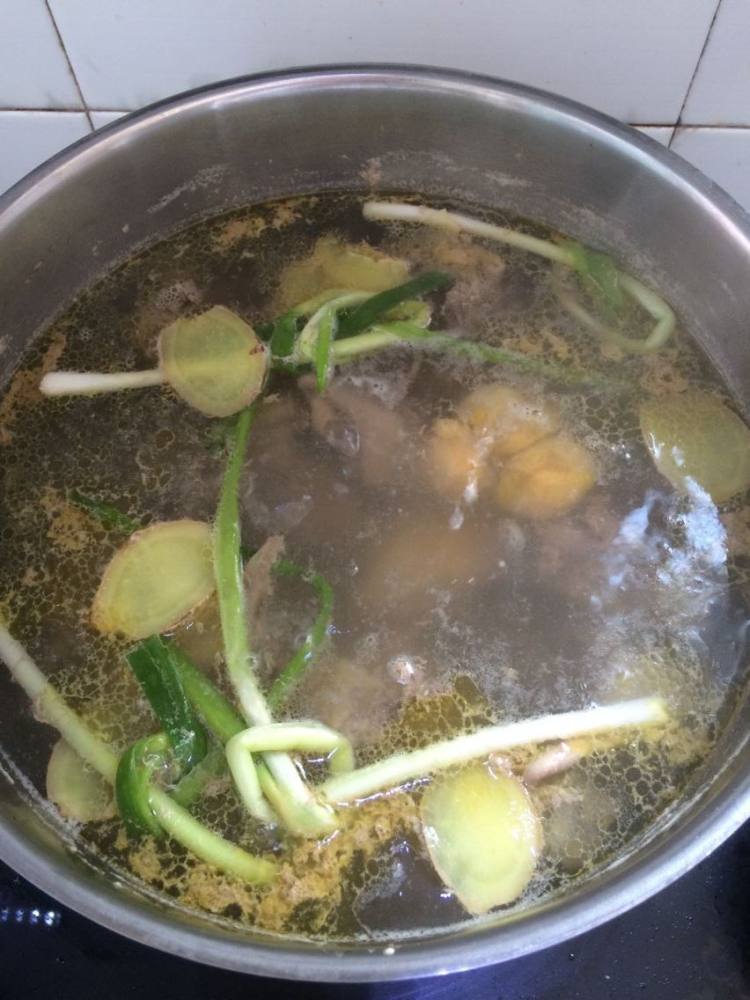 山药炖鸡