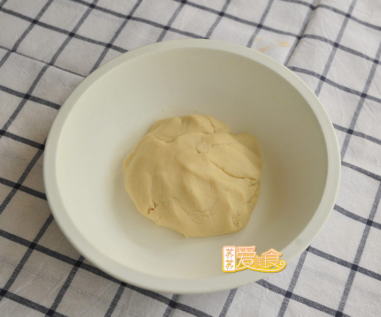 酥脆嫩香的私房鲜肉月