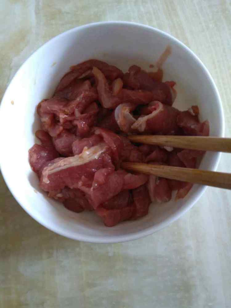 黄花菜肉片汤