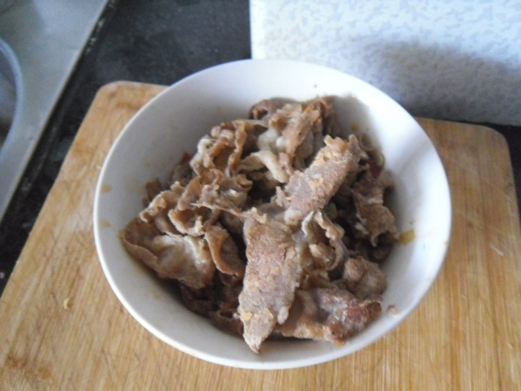 肉片汆时蔬