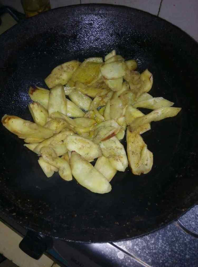 茄子炒鸡肉
