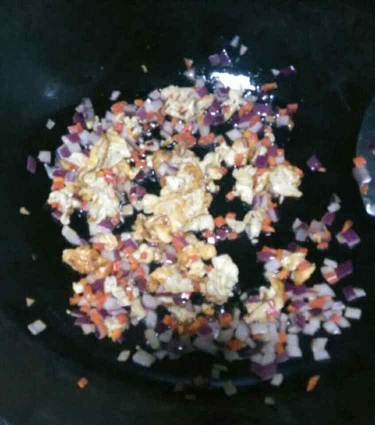 彩色炒饭