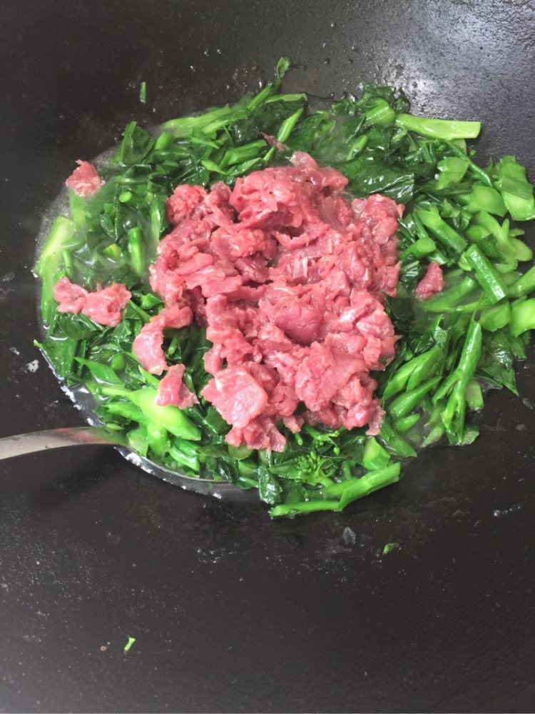 湿炒牛河