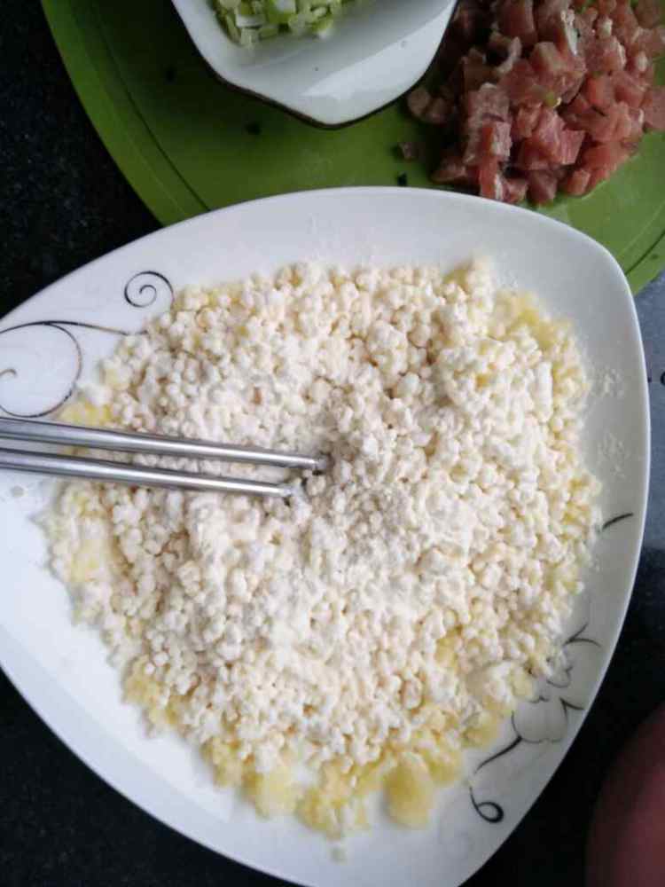 小米蔬菜疙瘩汤