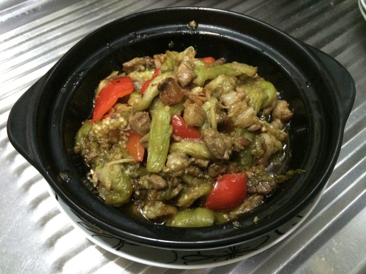 咸鱼茄子煲