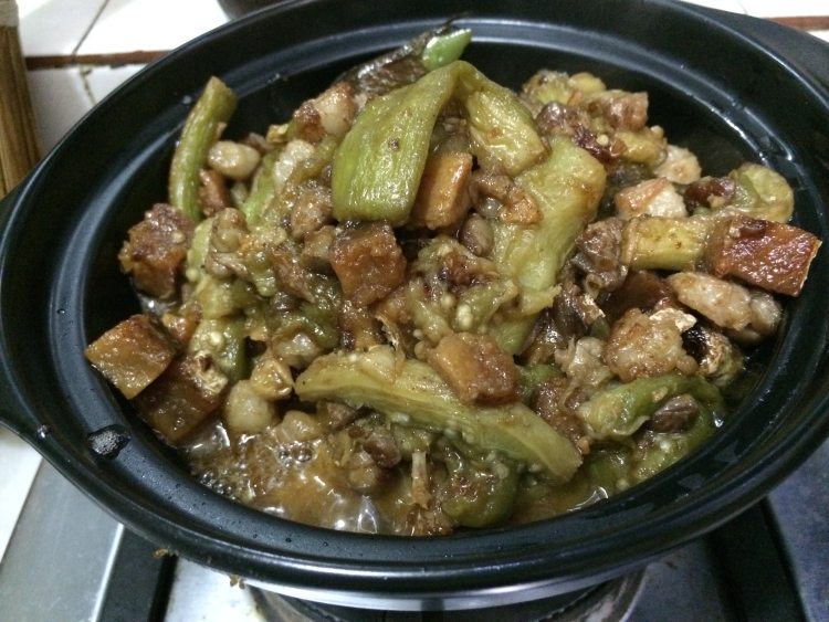 咸鱼茄子煲