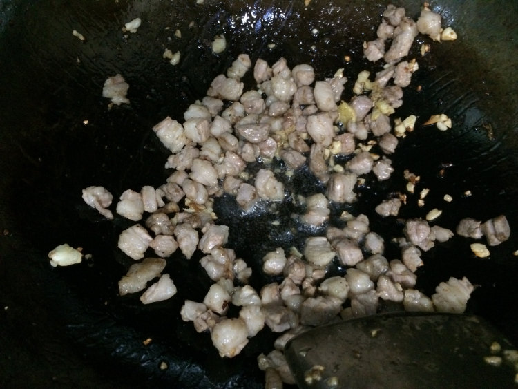 咸鱼茄子煲