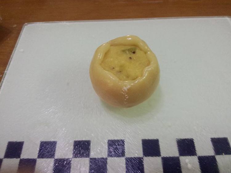 广式猕猴桃椰丝月饼
