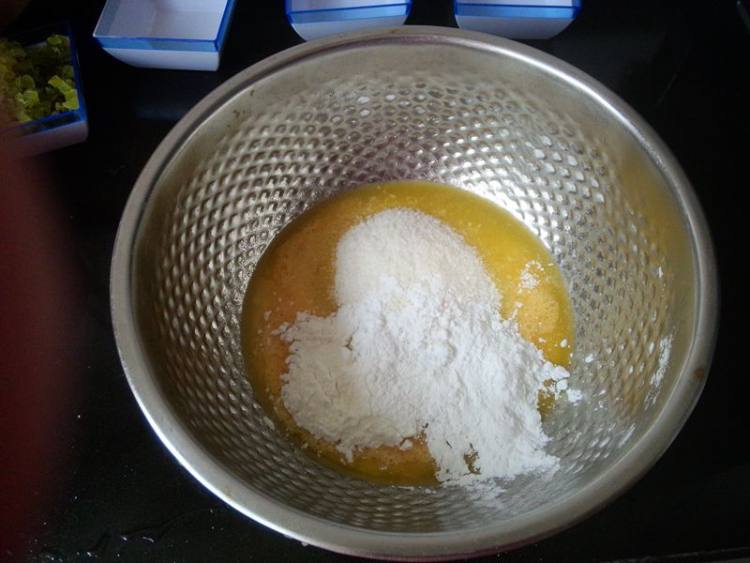 广式猕猴桃椰丝月饼