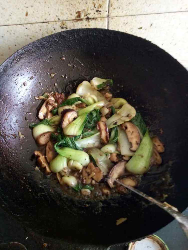 香菇炒油菜