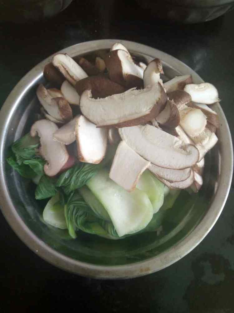 香菇炒油菜
