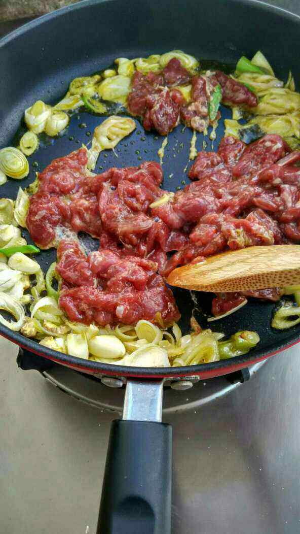 葱爆羊肉