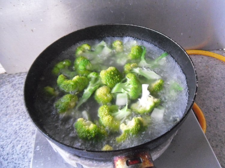 海鲜西兰花