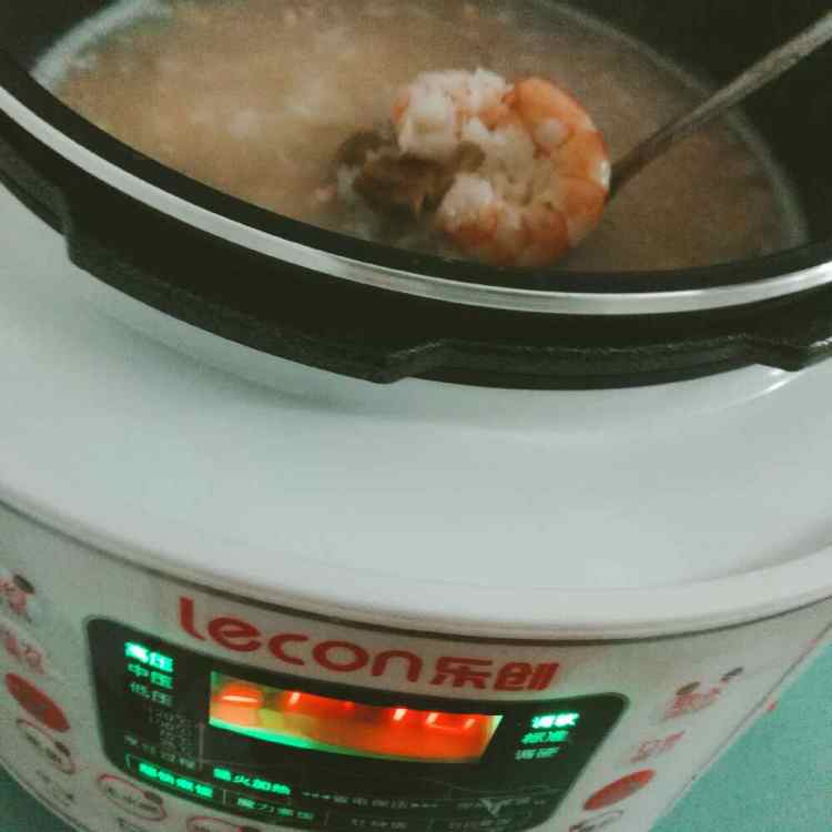 海鲜肉末粥