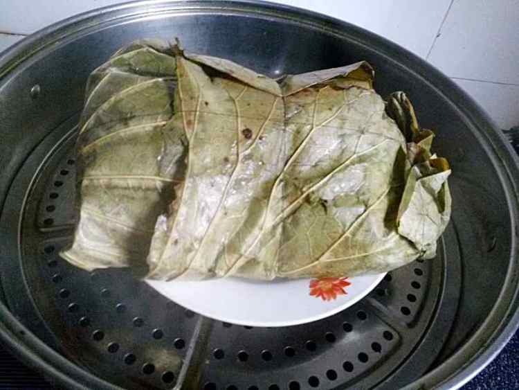 荷叶蒸鸡