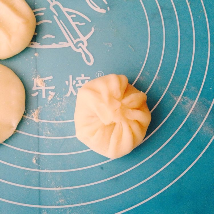 桃子冰皮月饼