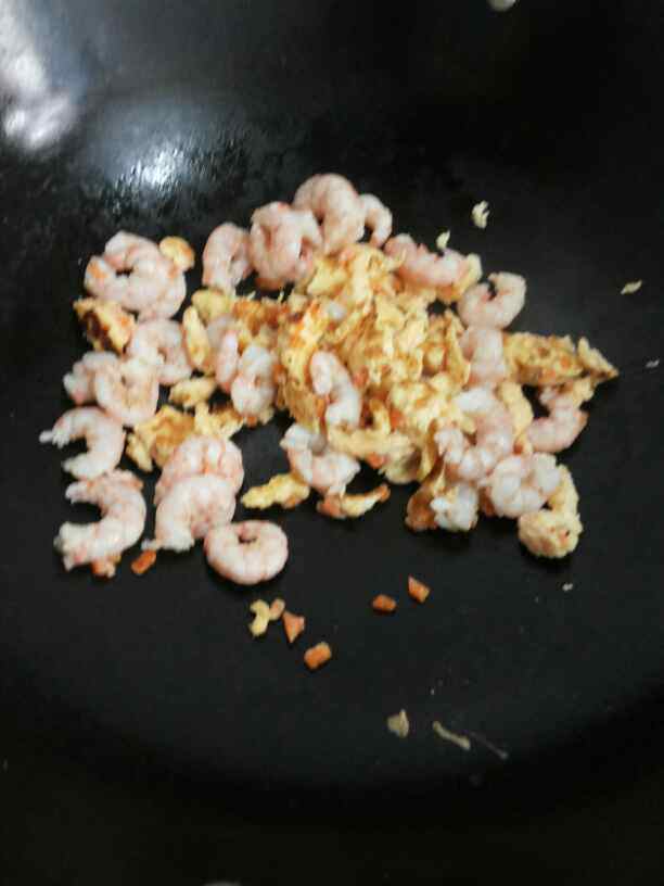 虾仁炒蛋