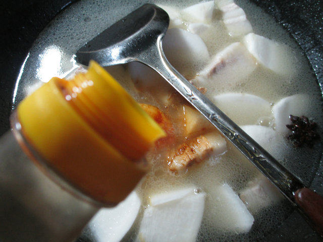 萝卜烧五花肉