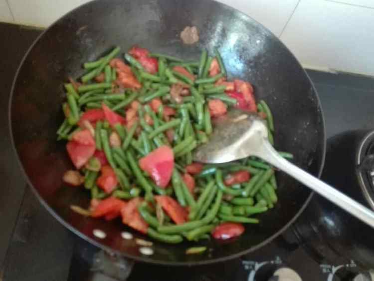 西红柿炒豆角