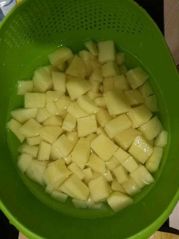 土豆红烧肉