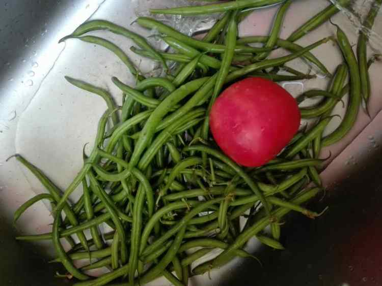 西红柿炒豆角