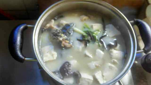 豆腐木耳黑鱼汤