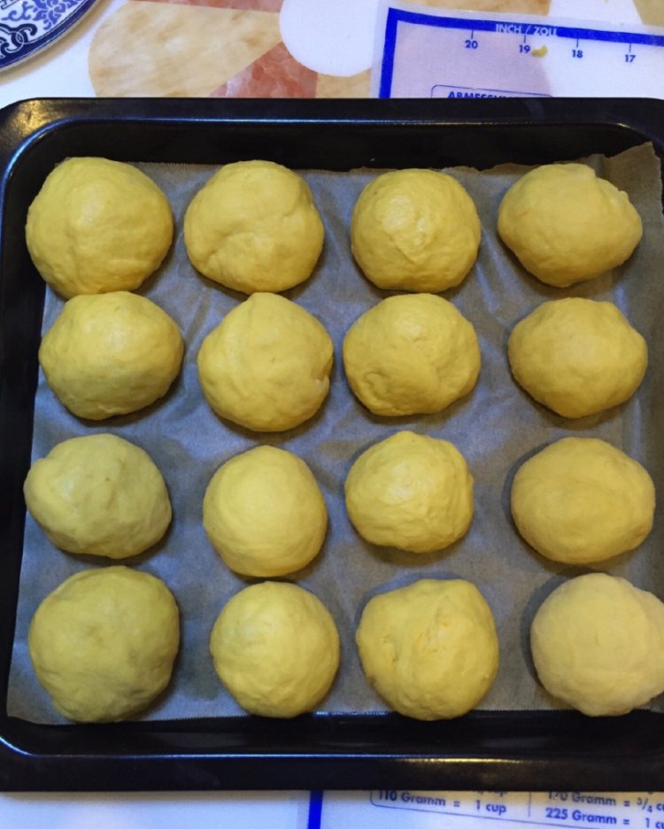南瓜蔓越莓小餐包