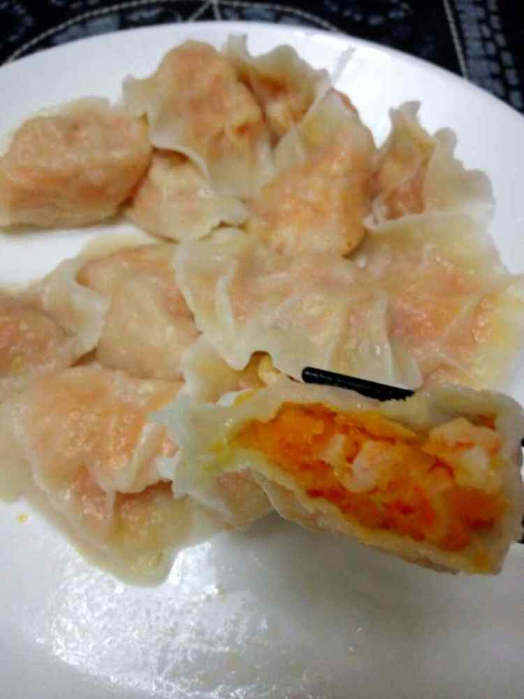 南瓜虾仁馅水饺