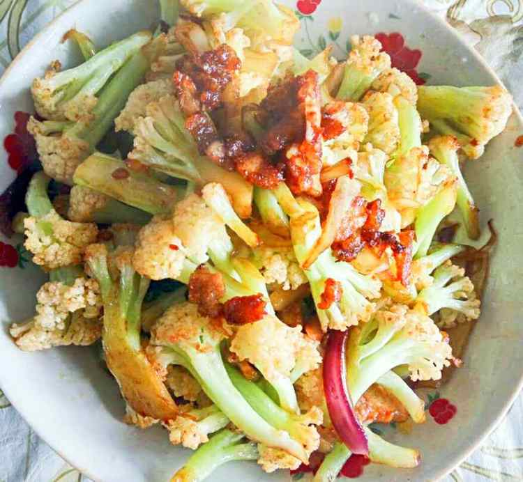 肉炒菜花