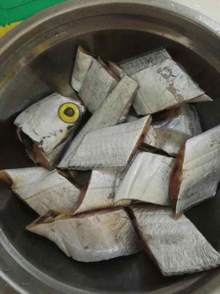 孜然带鱼