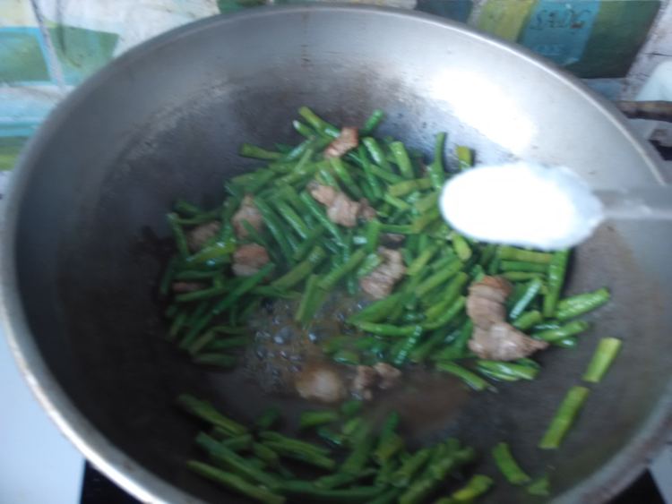 小豇豆炒小肉肉