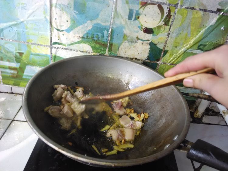肉炖冻豆腐