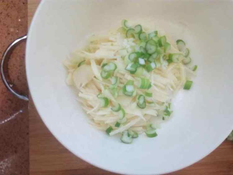 到家美食一土豆鸡蛋饼