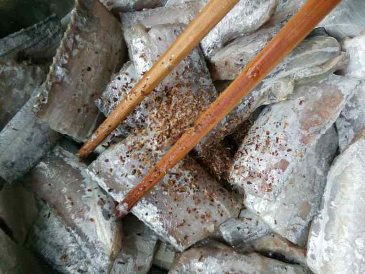 炸带鱼段