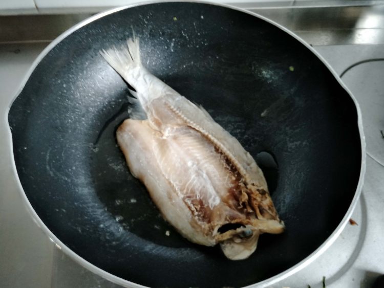 煎鱼