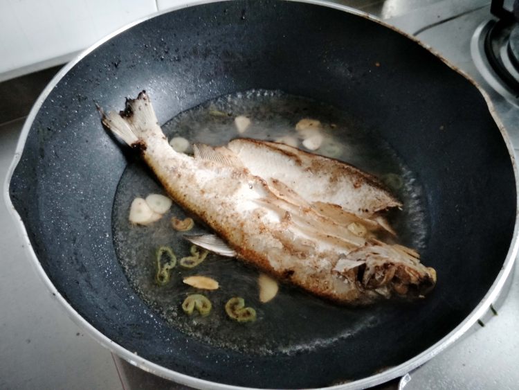煎鱼