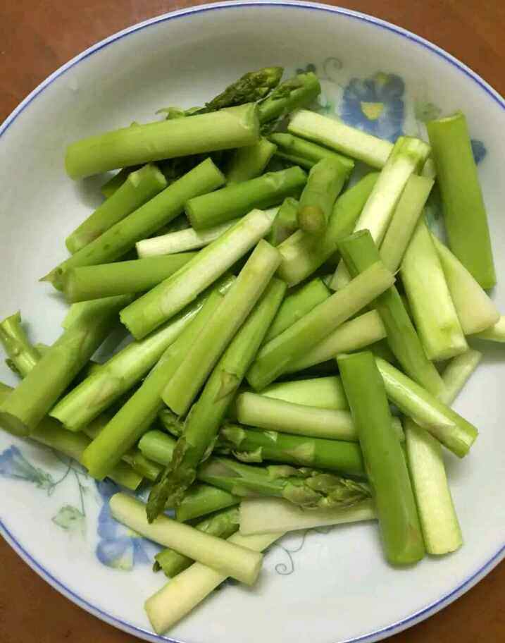 蒜苔炒虾仁