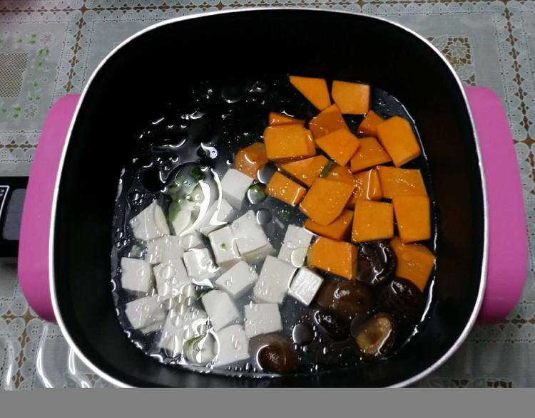奶炖海鲜锅