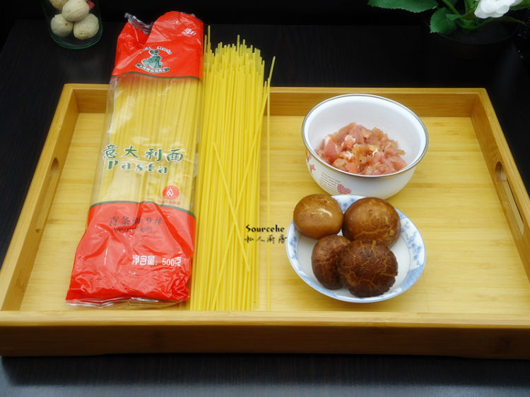 香菇肉末酱拌意面#百