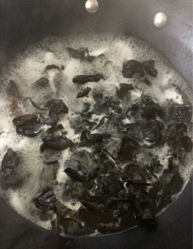 木耳肉丝
