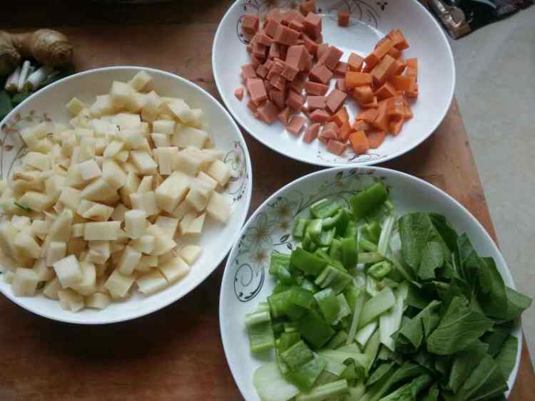 什锦焖饭