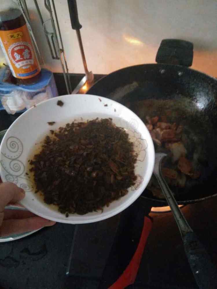 咸菜焖肉
