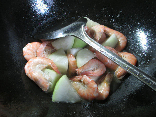 鲜虾煮蒲瓜