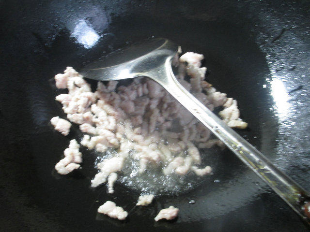 榨菜肉丝大米粥