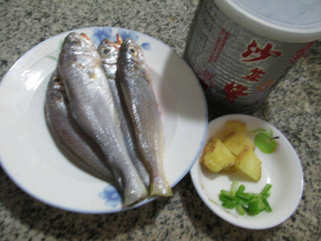 沙茶酱小黄鱼
