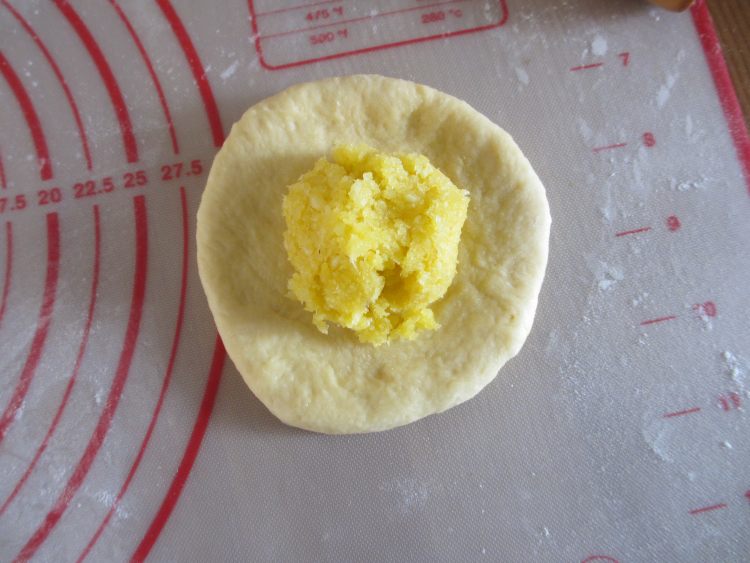 椰蓉面包
